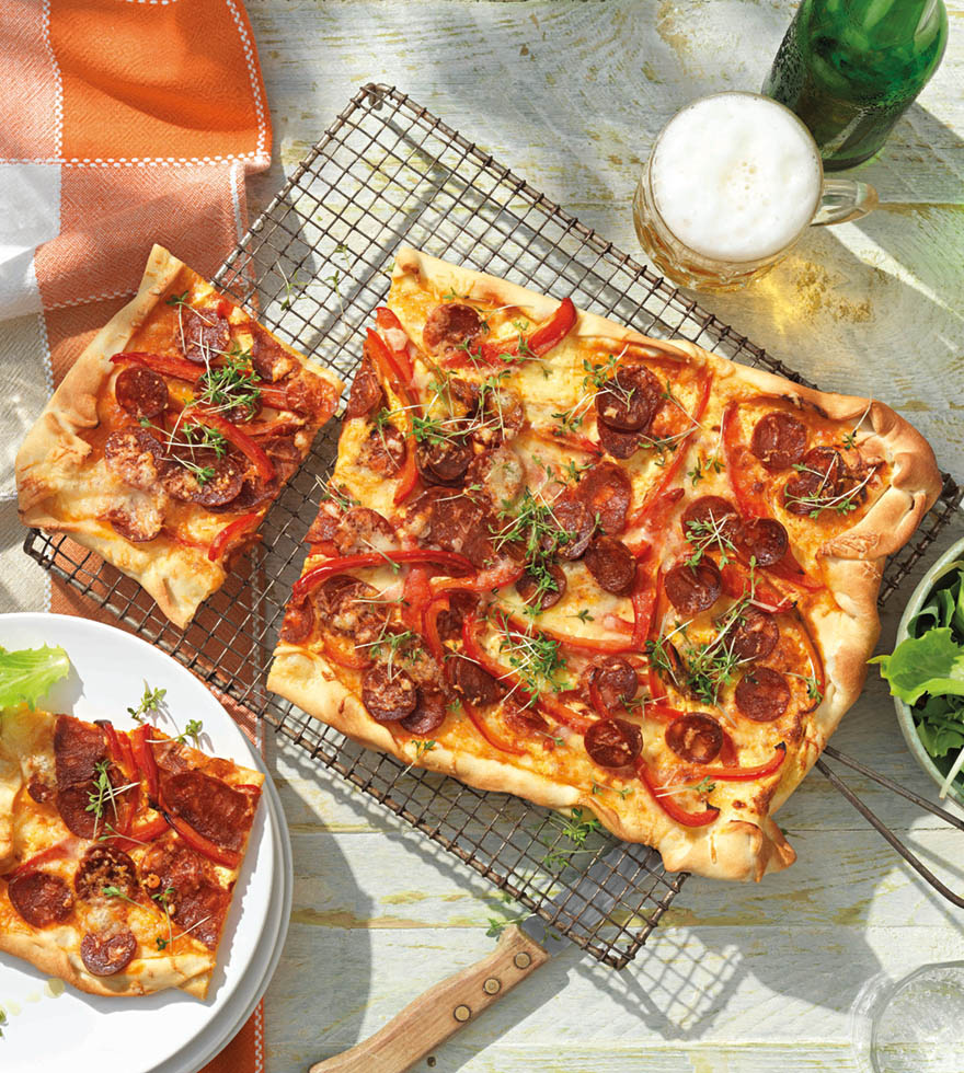Flammkuchen mit Chorizo und Manchego