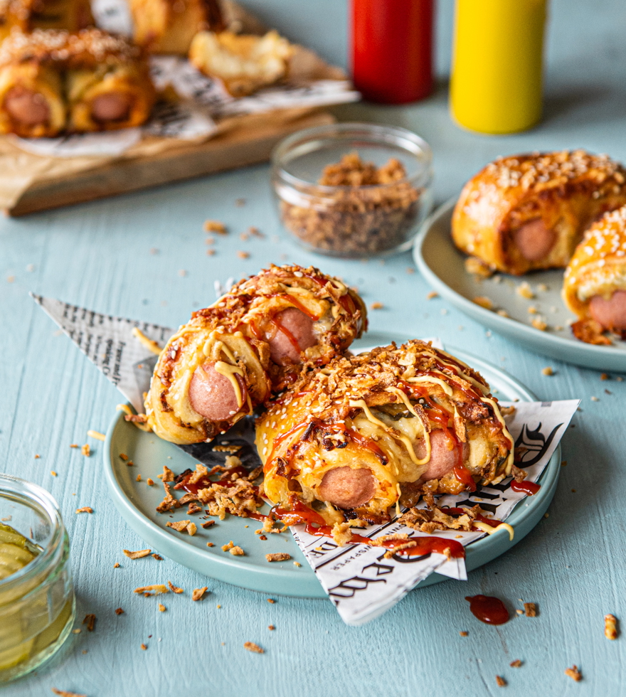 Hot-dog pizzatésztában