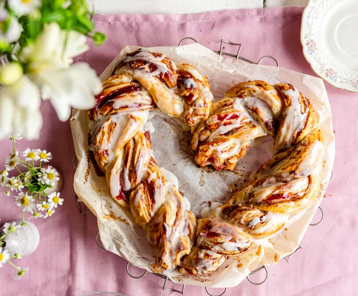 Blätterteigherz mit Marmelade Tante Fanny