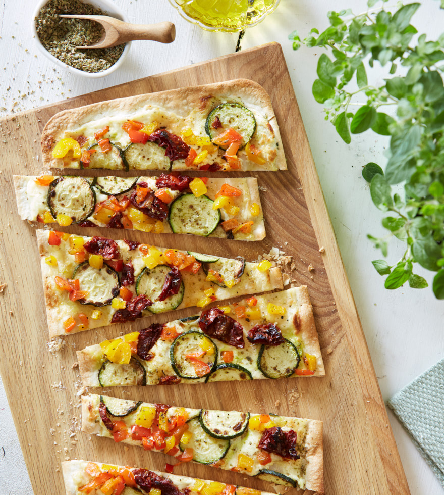 Flammkuchenboden mediterran belegt - Tante Fanny