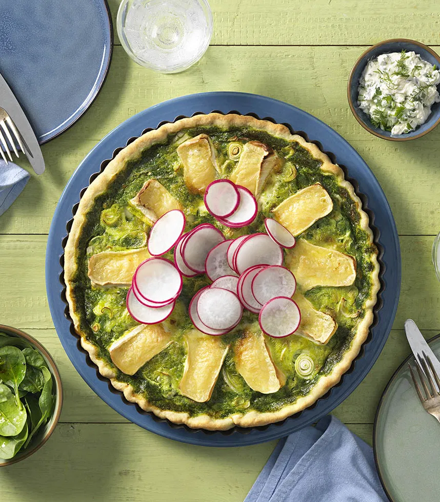 Spinatquiche mit Radieschen