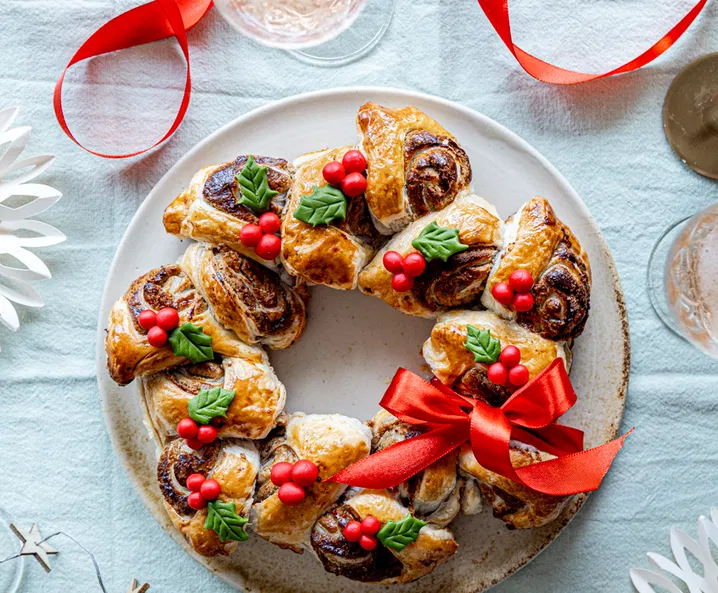 Weihnachtskranz aus Blätterteig | Rezept für Weihnachten von Tante Fanny