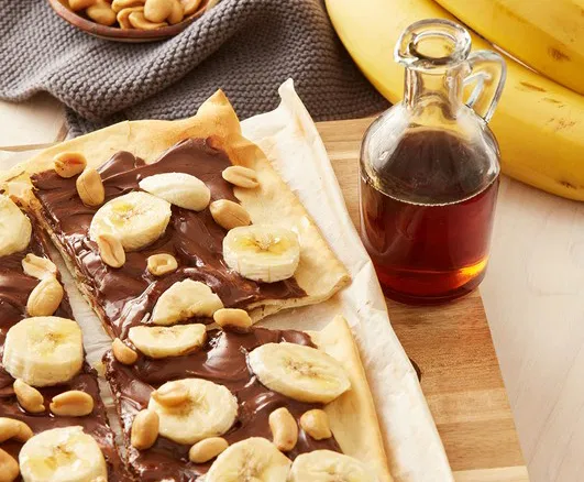 Knuspriger Schoko-Bananen-Flammkuchen