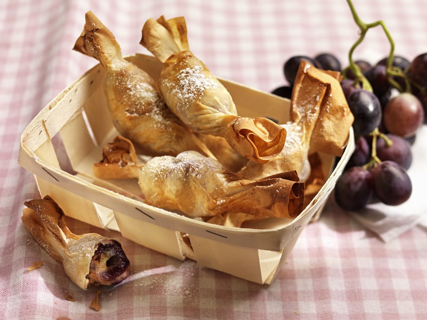Süße Strudelbonbons mit Weintrauben