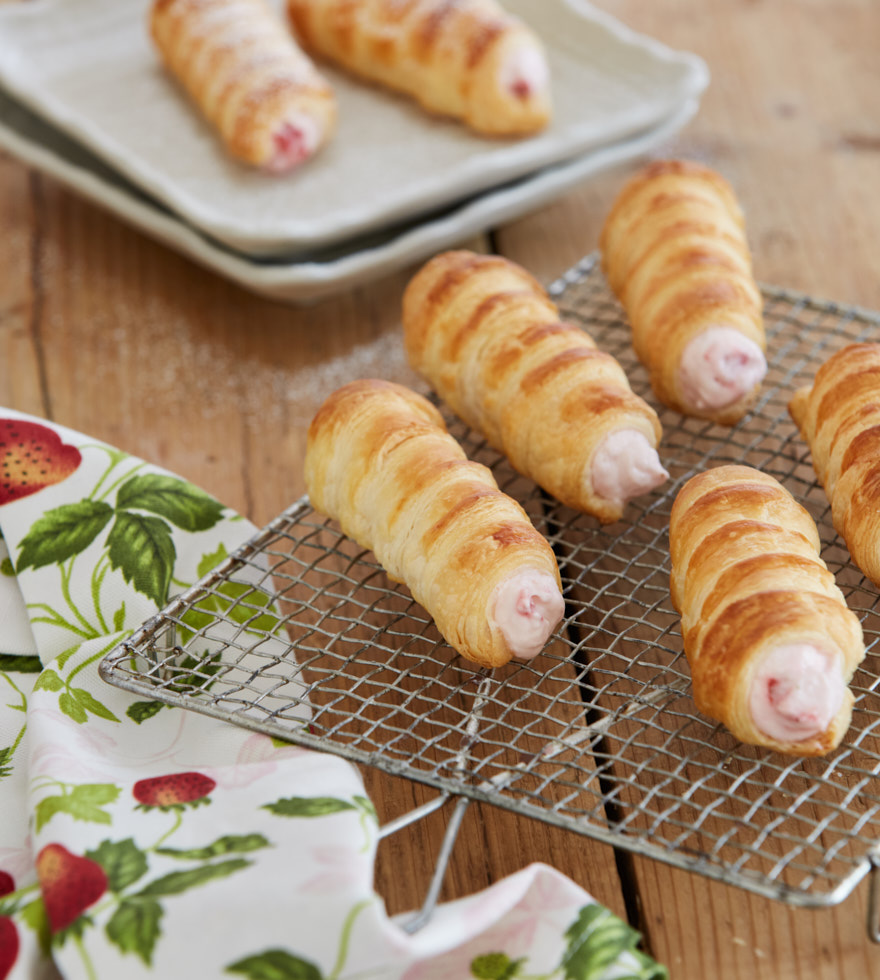 Erdbeer-Schaumrollen Rezept - Tante Fanny
