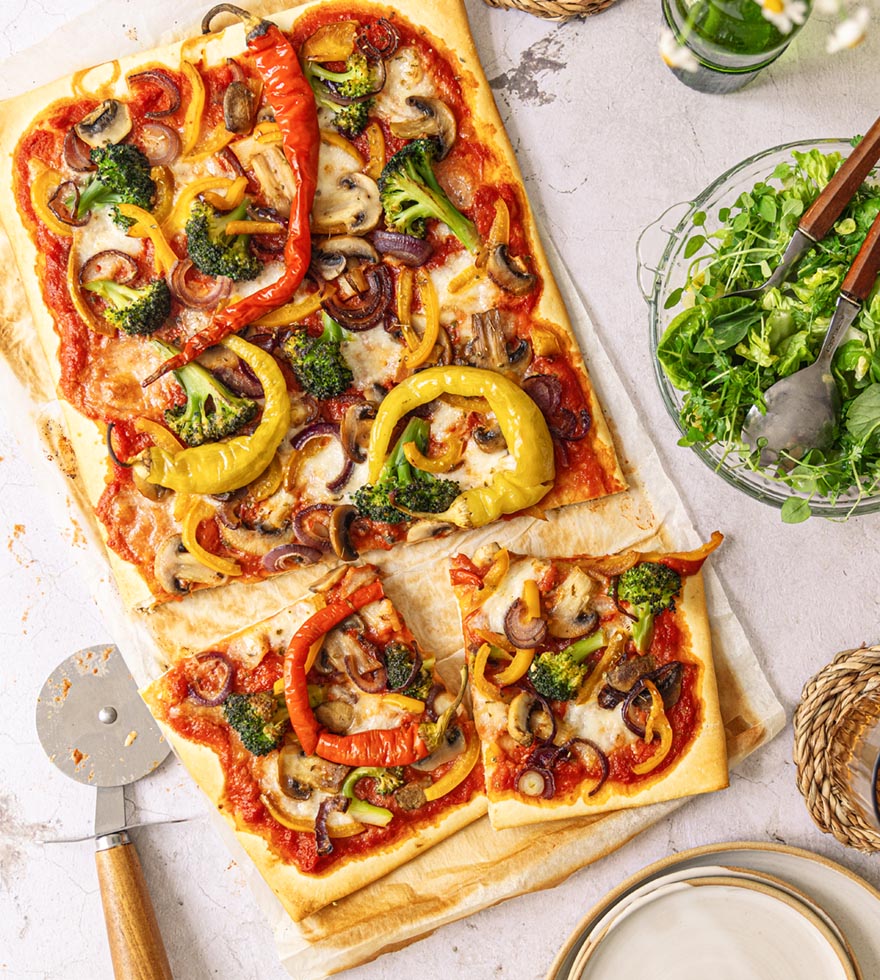 Pizza Primavera mit Blech-Pizzateig von Tante Fanny
