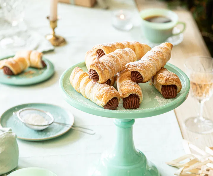 Schaumrollen mit Lebkuchenfüllung