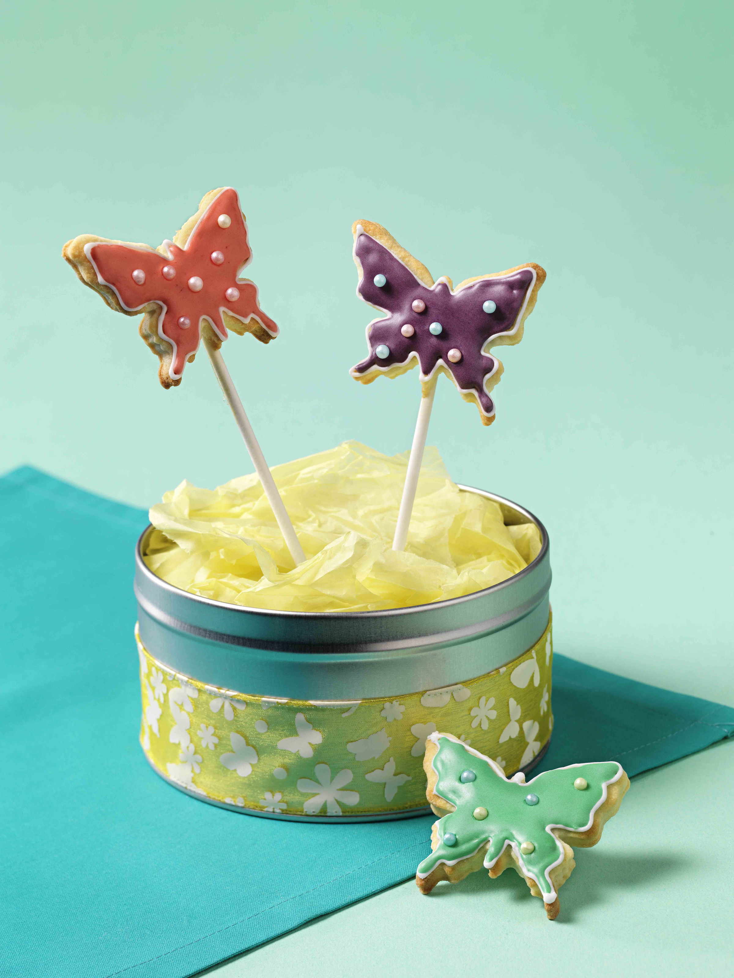 Schmetterlings-Keks-Pops