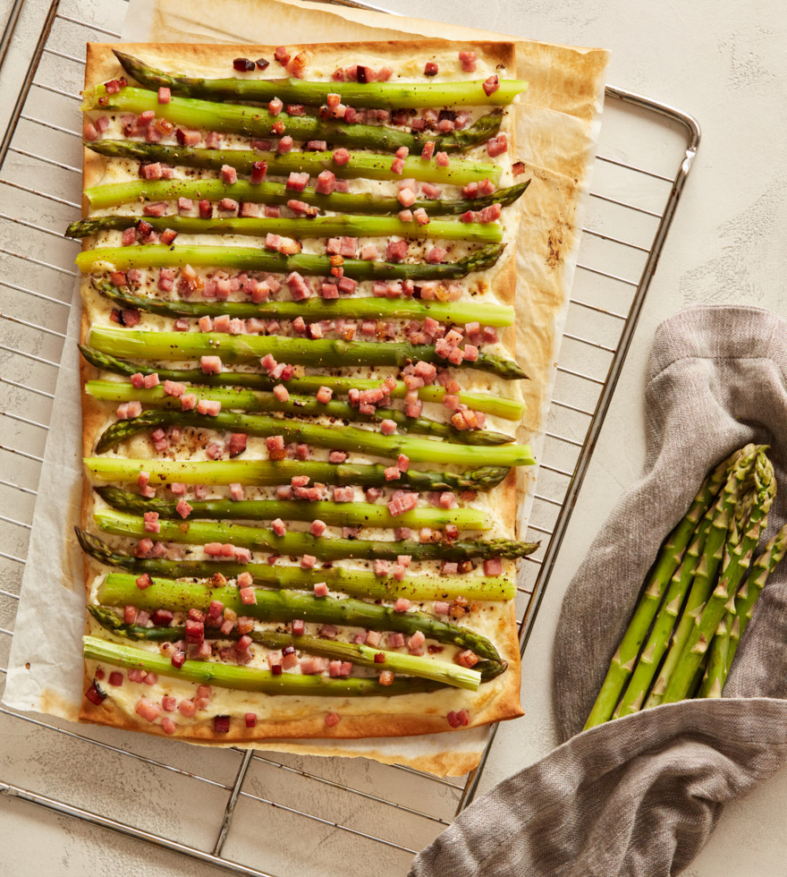 Spargel Flammkuchen