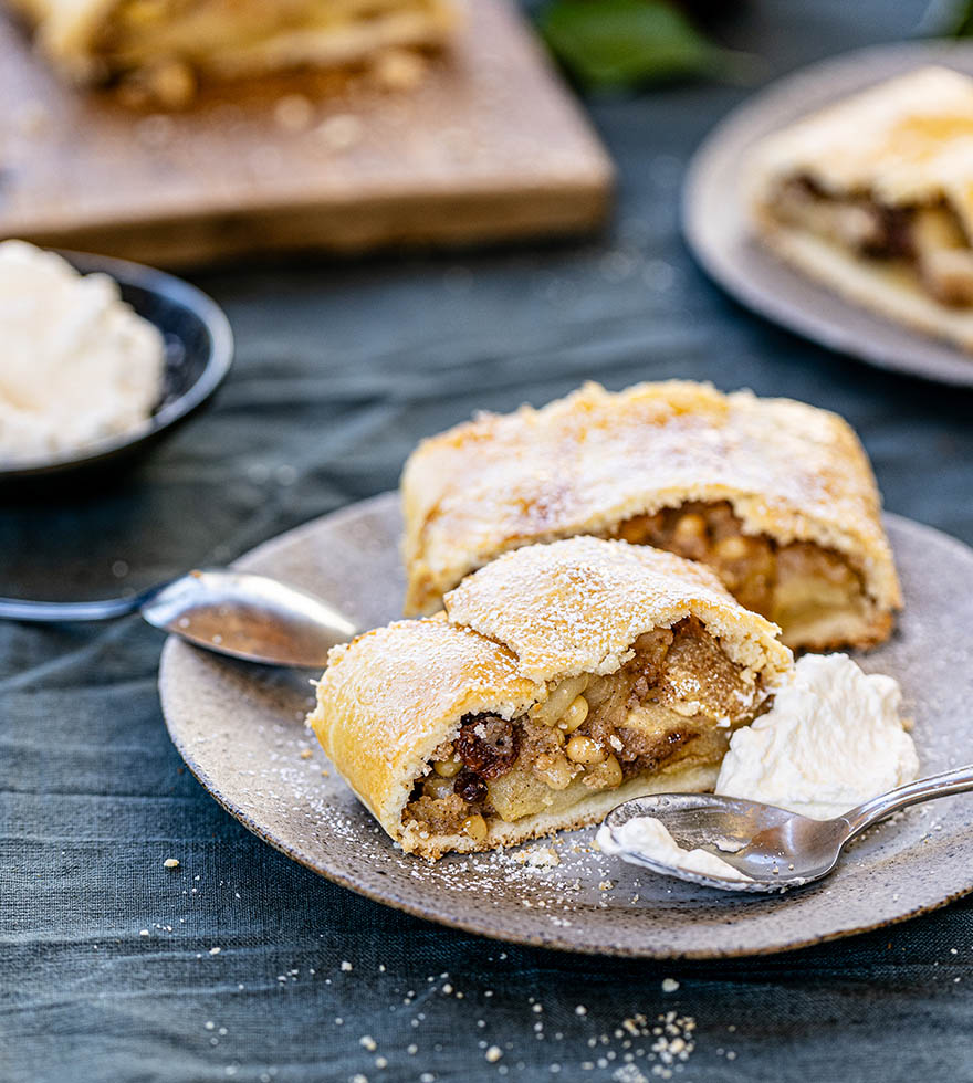 Südtiroler Apfelstrudel