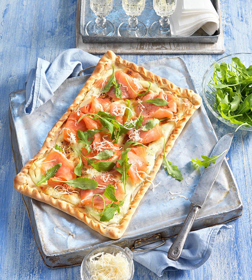 Flammkuchen mit Räucherlachs Tante Fanny