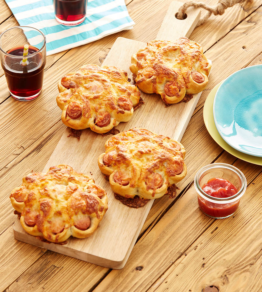 Würstel-Blumen mit Käse - einfaches Rezept