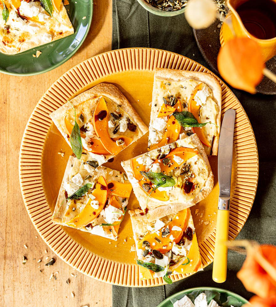 Flammkuchen-mit-Kürbis-und-Ziegenfeta