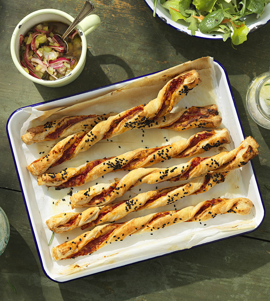 Feurige Blätterteigstangen mit Paprika Rezept Tante Fanny