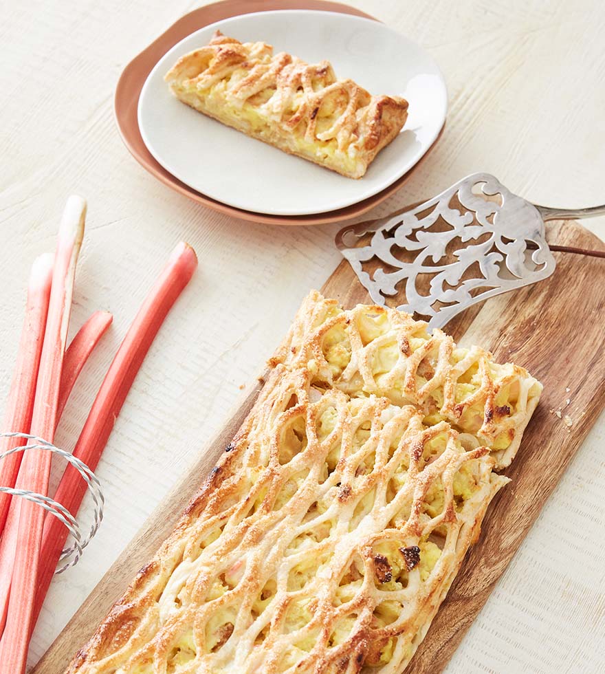 Rhabarber Gitterstrudel - Rezept