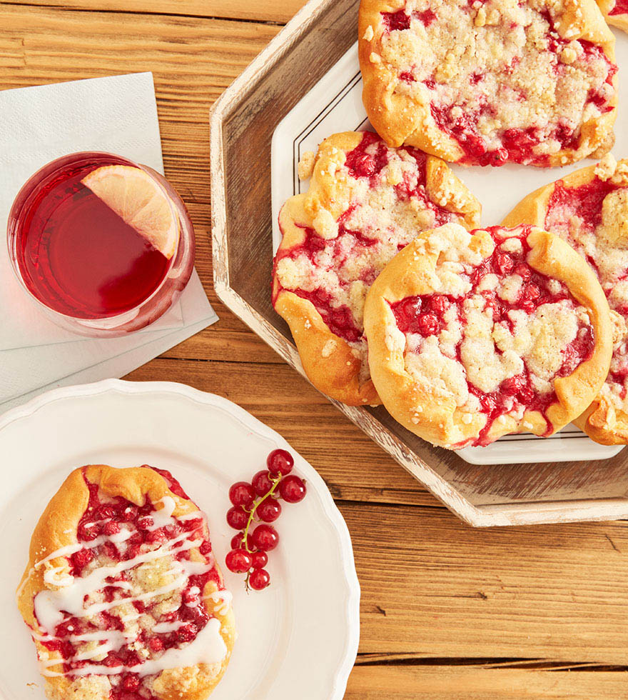 Johannisbeertaler mit Streusel - Hefeteig Rezept