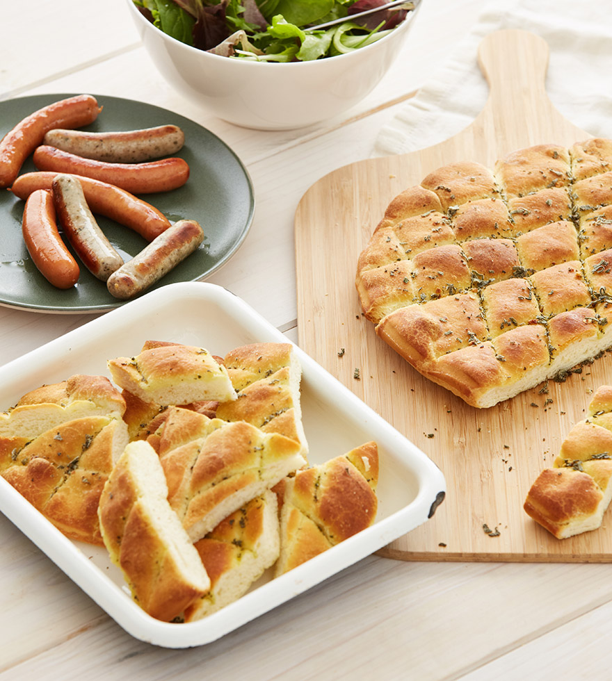 Fladenbrot mit Knoblauch und Kräutern - Rezept
