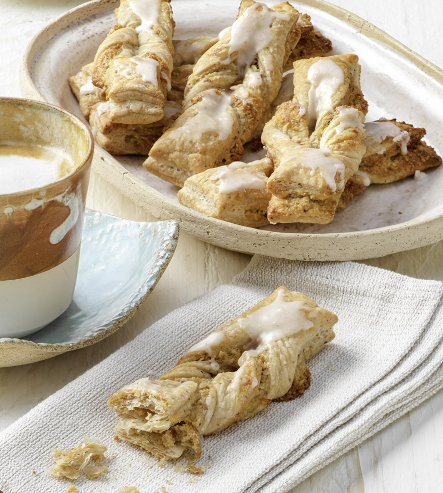 Nuss-Schleifen aus Blätterteig - einfaches Rezept