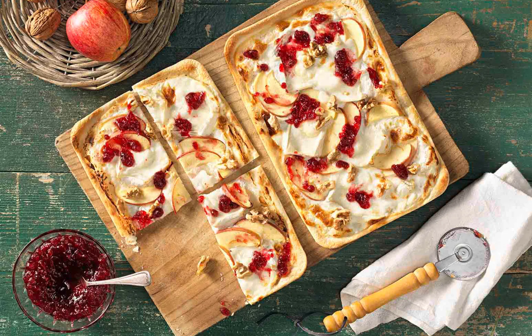 Apfel Preiselbeer Flammkuchen
