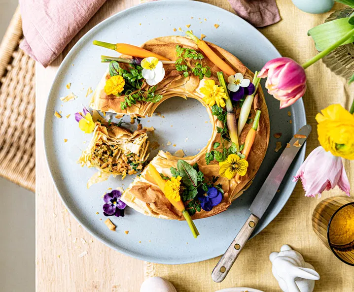 Osterkranz mit Frühlingskräutern - Rezept