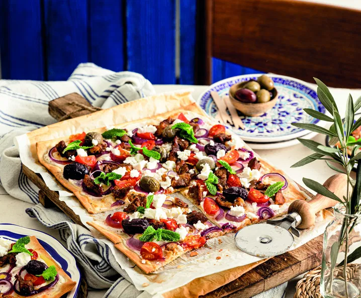 Greek-Style-Flammkuchen