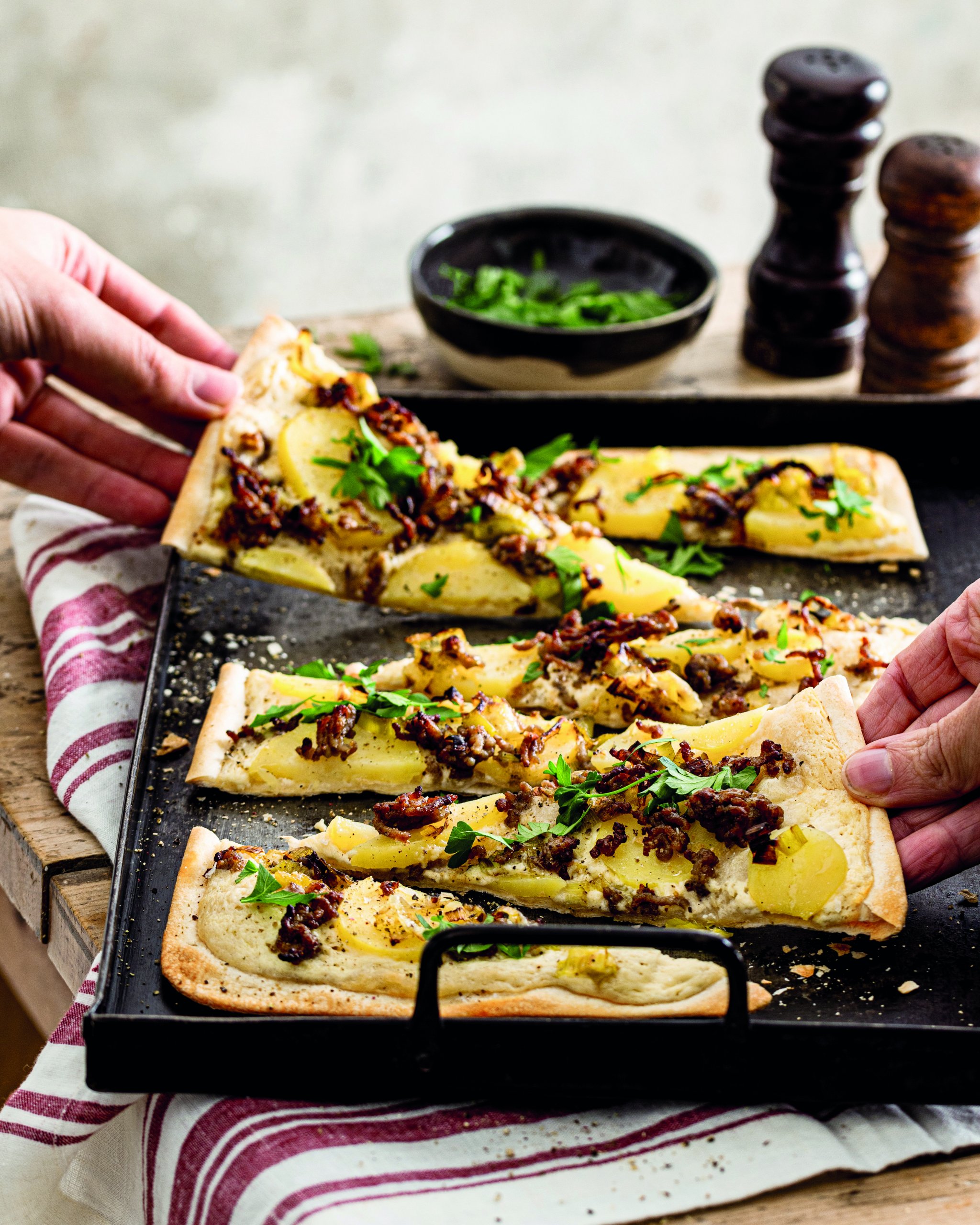Lauch-Käse-Flammkuchen - Rezept