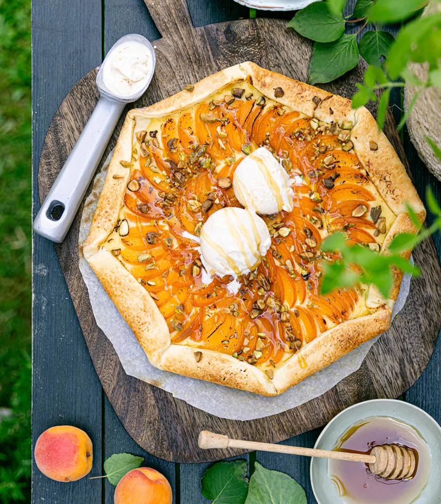 Topfen-Marillen Galette vom Grill