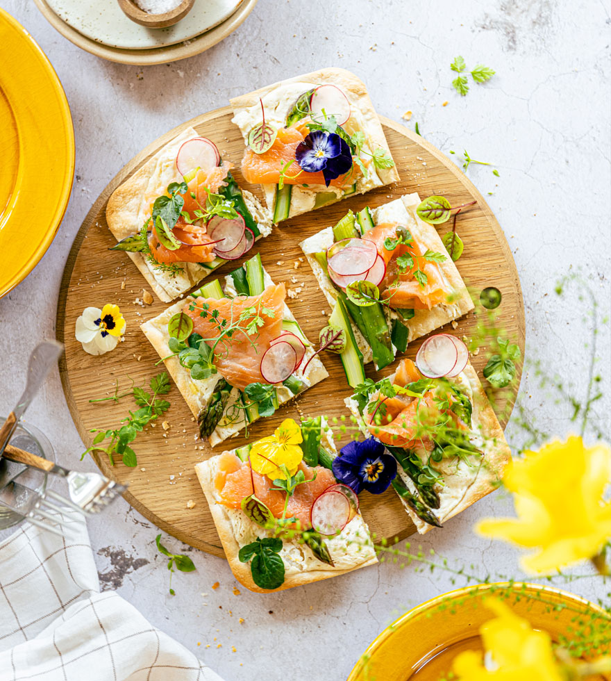 Frühlings-Flammkuchen