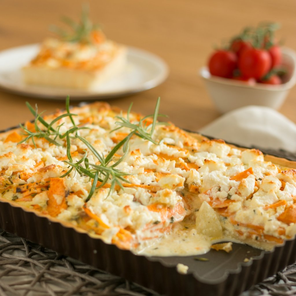 Édesburgonyás tortácska friss pizzatésztából