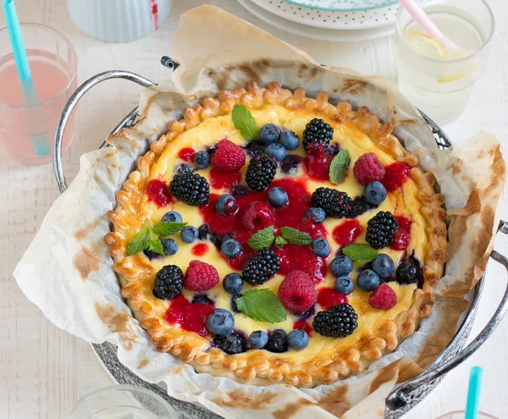 Erdei gyümölcsös torta