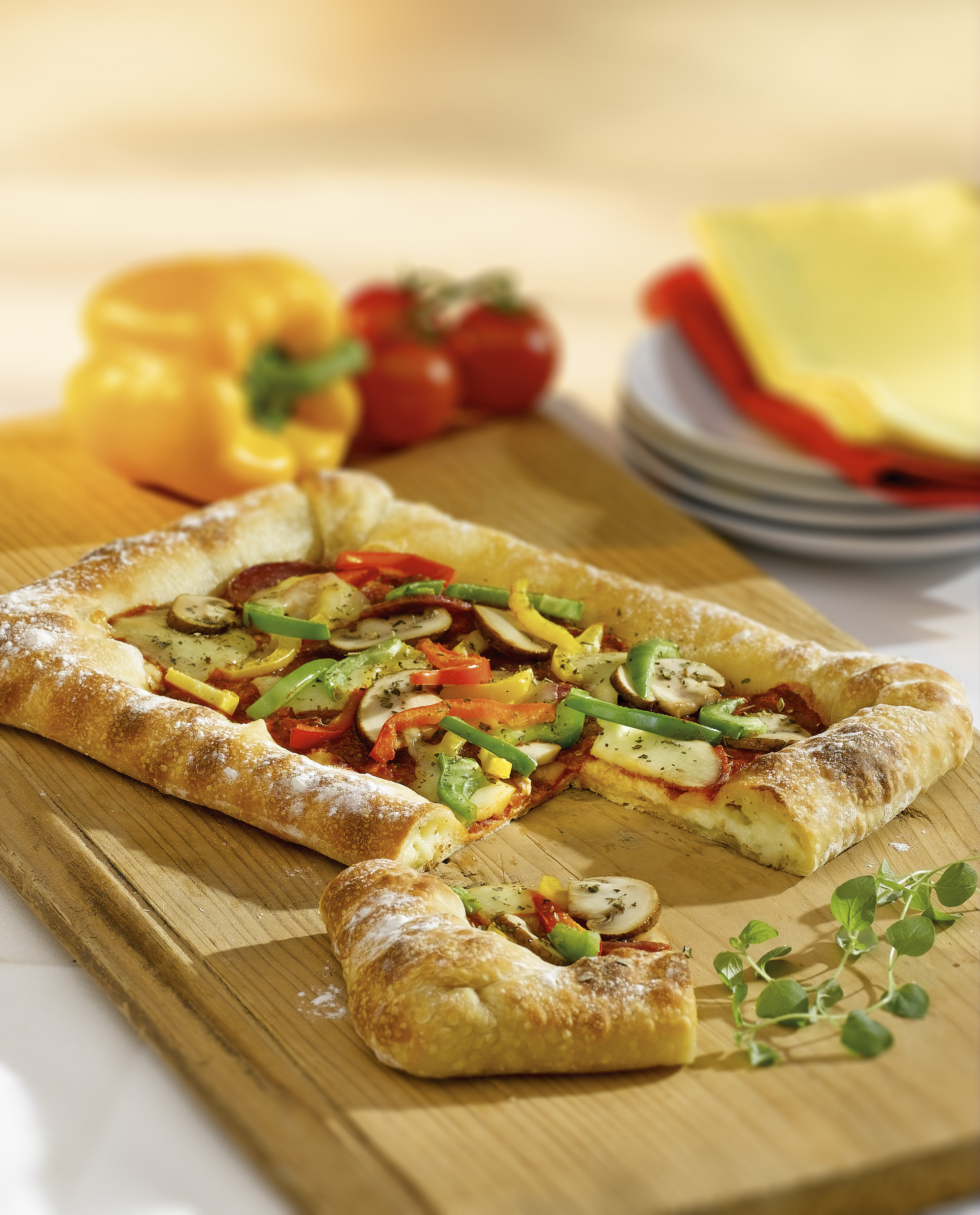 Pizza_mit_gefuelltem_Kaeserand_300dpi.png