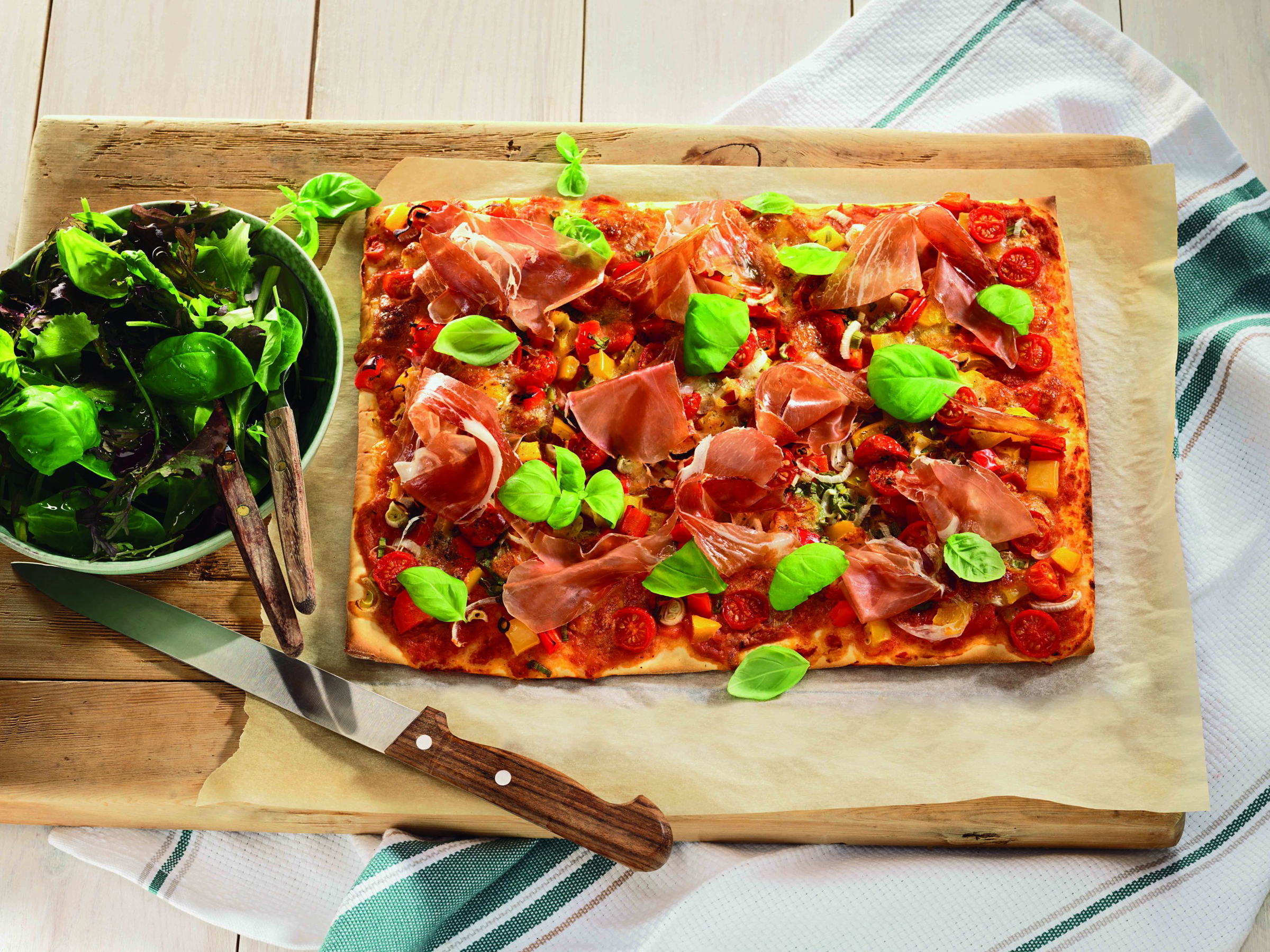 Bonte groentenpizza - Tante Fanny