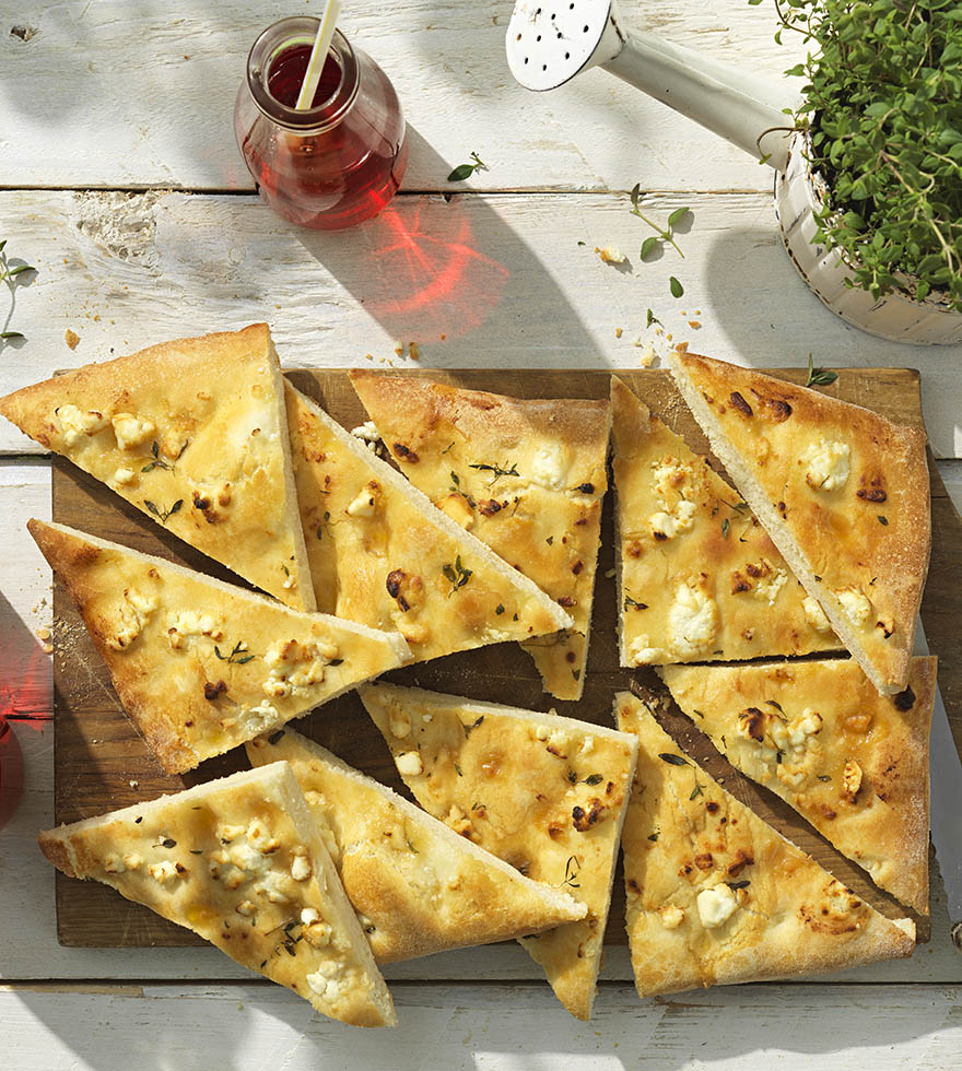 Focaccia met kruiden en Feta