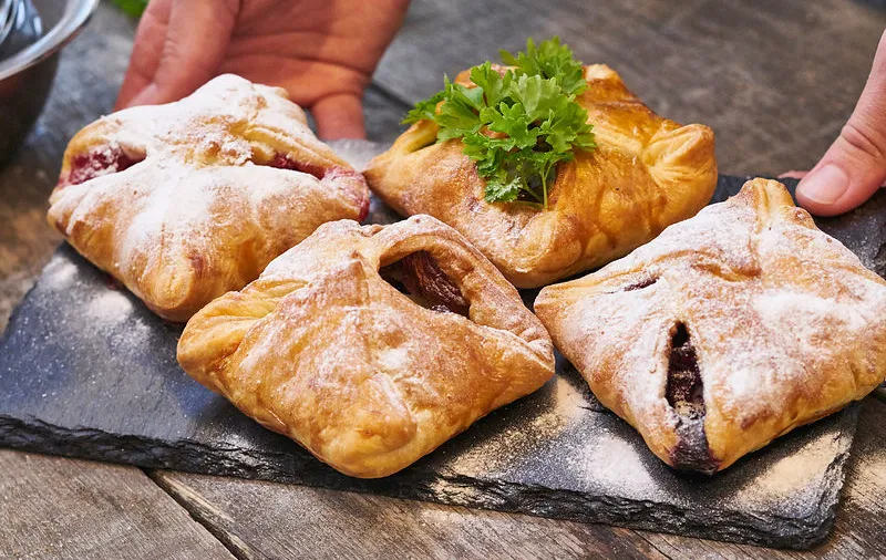 Recept: feestelijk bladerdeeghapjes met geitenkaas - Tante Fanny