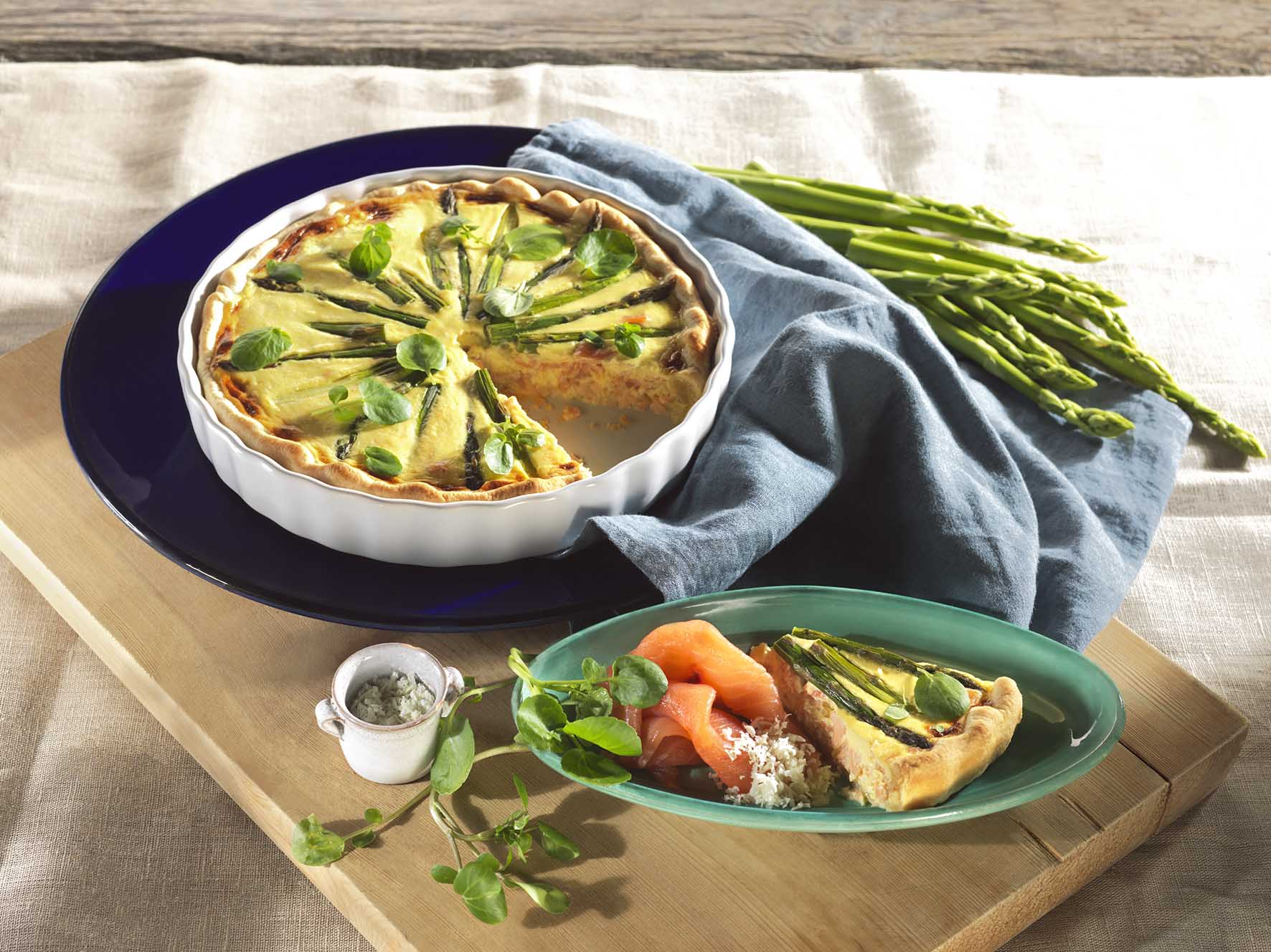 Quiche met asperges en zalm