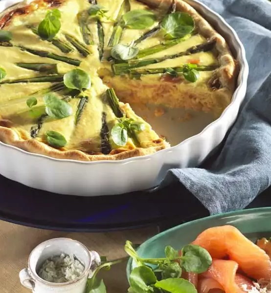 quiche met asperge en zalm