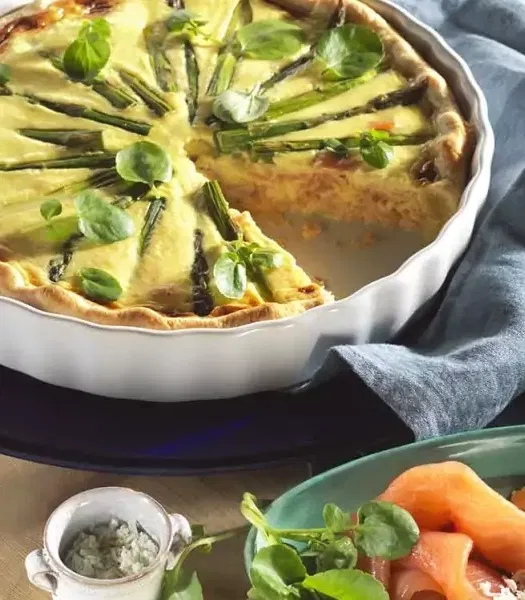 quiche met asperge en zalm