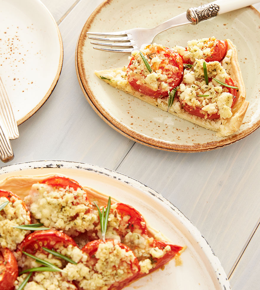 Quiche met tomaat en rozemarijn crumble - Tante Fanny
