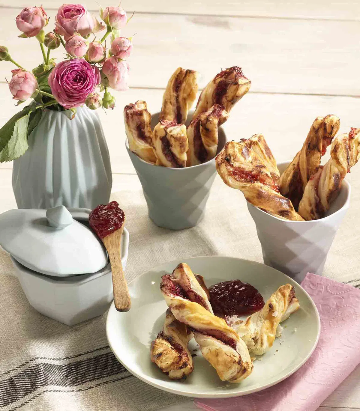 Bladerdeegstengels met jam - Tante Fanny