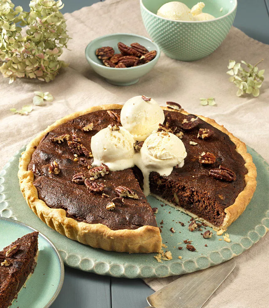 Recept: chocolade brownietaart met ijs
