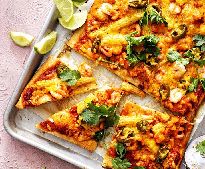 Pizza rustiek met garnalen - Tante Fanny rustiek pizzadeeg