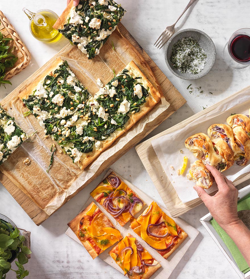 Pizza borrelplanken met verschillende soorten