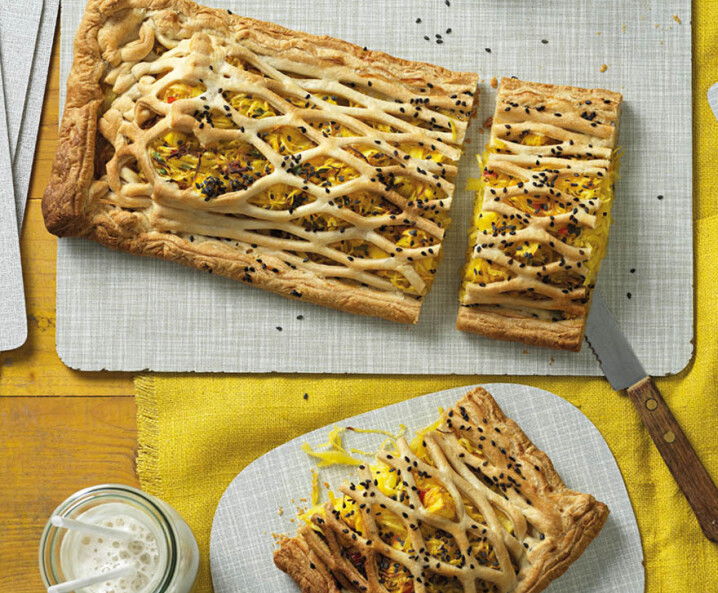 Veganer Gitter-Krautstrudel mit Curry und Ananas