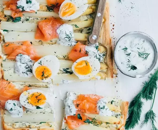 Plaattaart met asperges- Tante Fanny bladerdeeg