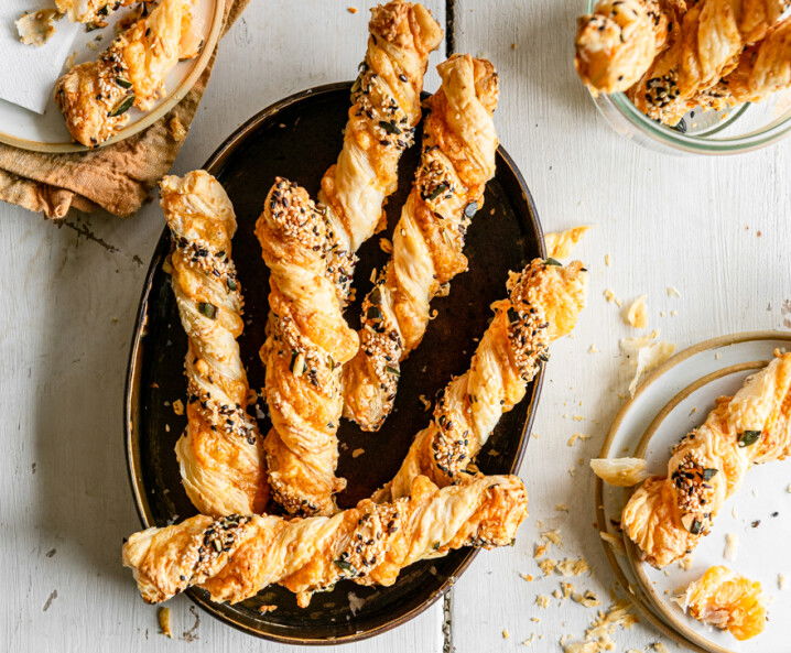 Einfache Kästestangen aus Blätterteig