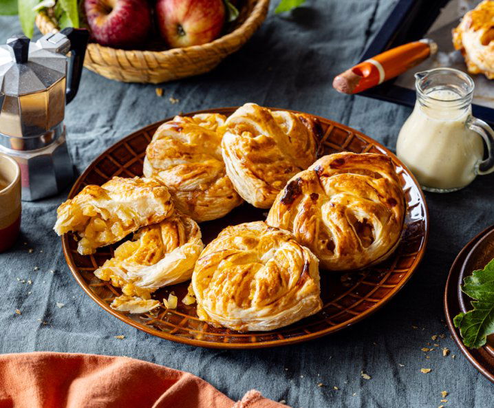 Apfel-Pudding-Taschen aus Blätterteig