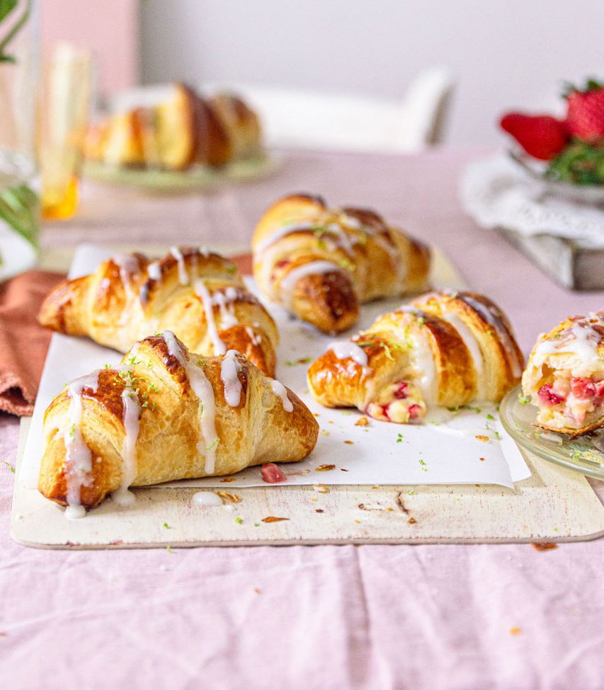 Erdbeer-Cheesecake-Croissants