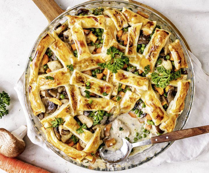Hähnchen Auflauf mit Blätterteig-Topping - Thermomix-Rezept