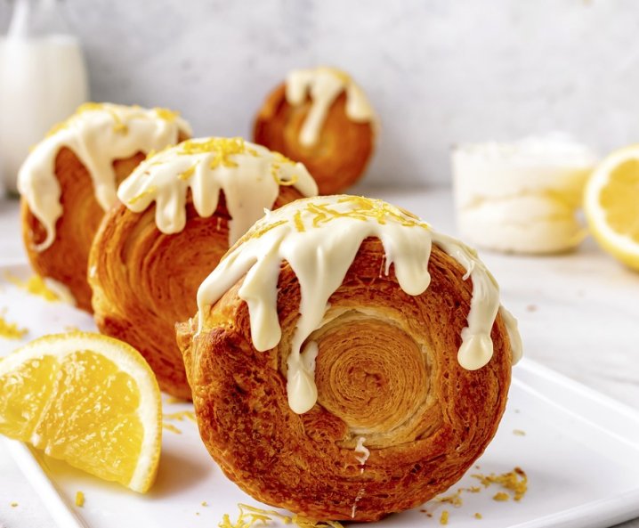 Lemon Cheesecake Croissant Rolls