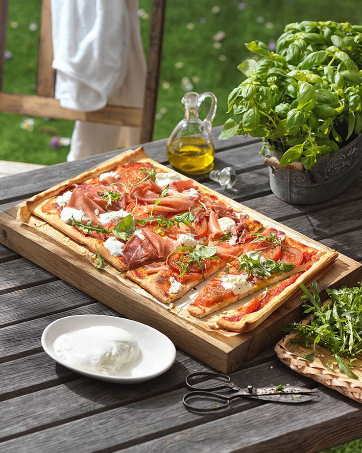 Pizza mit Burrata - Tante Fanny